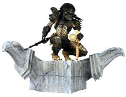 Predator Triumphant Micro Statue